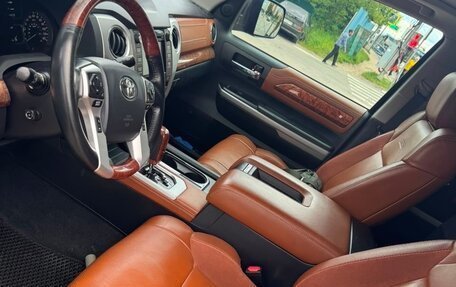 Toyota Tundra II, 2018 год, 4 900 000 рублей, 6 фотография