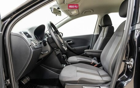Volkswagen Polo VI (EU Market), 2016 год, 1 078 000 рублей, 24 фотография