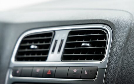 Volkswagen Polo VI (EU Market), 2016 год, 1 078 000 рублей, 27 фотография