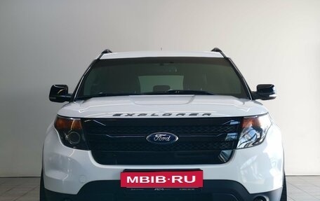 Ford Explorer VI, 2013 год, 2 190 000 рублей, 2 фотография
