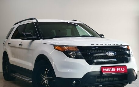 Ford Explorer VI, 2013 год, 2 190 000 рублей, 3 фотография