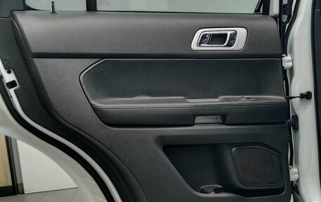 Ford Explorer VI, 2013 год, 2 190 000 рублей, 38 фотография