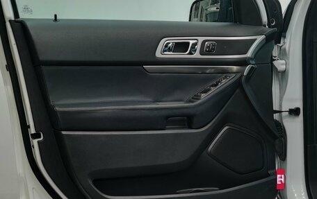 Ford Explorer VI, 2013 год, 2 190 000 рублей, 36 фотография