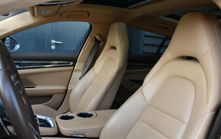Porsche Panamera II рестайлинг, 2018 год, 7 350 000 рублей, 27 фотография