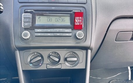 Volkswagen Polo VI (EU Market), 2011 год, 800 000 рублей, 14 фотография