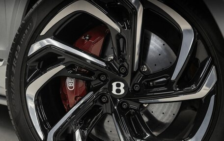 Bentley Bentayga I, 2022 год, 48 760 000 рублей, 6 фотография