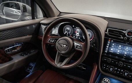 Bentley Bentayga I, 2022 год, 48 760 000 рублей, 38 фотография