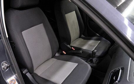 Volkswagen Polo VI (EU Market), 2010 год, 599 000 рублей, 16 фотография