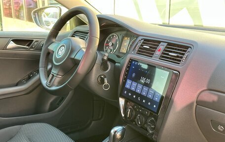 Volkswagen Jetta VI, 2013 год, 1 085 000 рублей, 10 фотография
