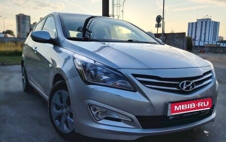 Hyundai Solaris II рестайлинг, 2016 год, 800 000 рублей, 1 фотография