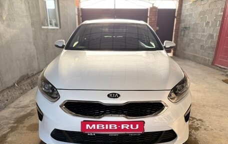 KIA cee'd III, 2020 год, 1 740 000 рублей, 2 фотография