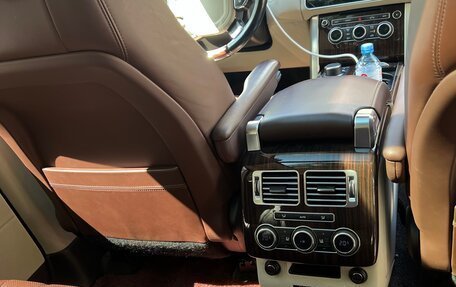 Land Rover Range Rover IV рестайлинг, 2014 год, 3 950 000 рублей, 12 фотография