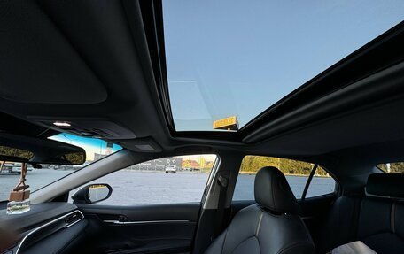 Toyota Camry, 2022 год, 3 100 000 рублей, 7 фотография