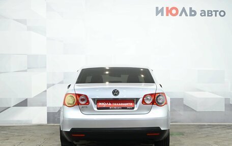 Volkswagen Jetta VI, 2010 год, 850 000 рублей, 5 фотография