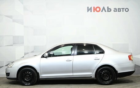 Volkswagen Jetta VI, 2010 год, 850 000 рублей, 7 фотография