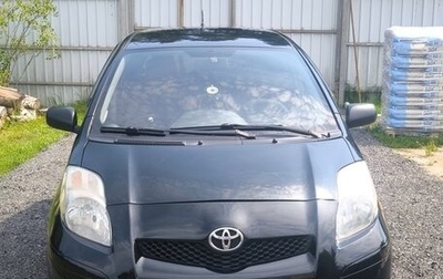 Toyota Yaris III рестайлинг, 2009 год, 600 000 рублей, 1 фотография