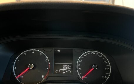 Volkswagen Polo VI (EU Market), 2021 год, 1 750 000 рублей, 11 фотография