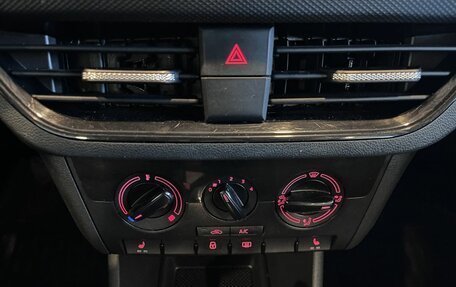Volkswagen Polo VI (EU Market), 2021 год, 1 750 000 рублей, 15 фотография