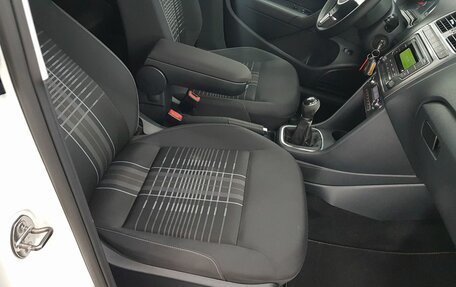 Volkswagen Polo VI (EU Market), 2015 год, 998 000 рублей, 13 фотография