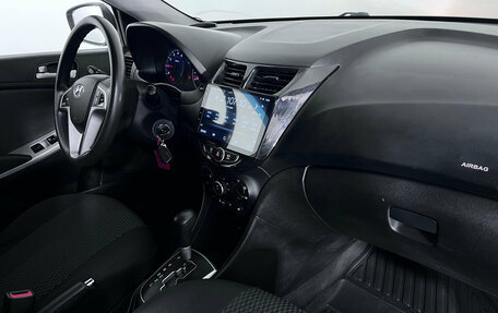 Hyundai Solaris II рестайлинг, 2011 год, 897 000 рублей, 15 фотография