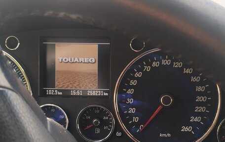 Volkswagen Touareg III, 2004 год, 900 000 рублей, 15 фотография