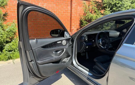 Mercedes-Benz E-Класс, 2018 год, 2 850 000 рублей, 21 фотография
