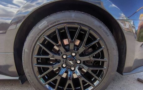 Ford Mustang VI рестайлинг, 2022 год, 7 700 000 рублей, 4 фотография