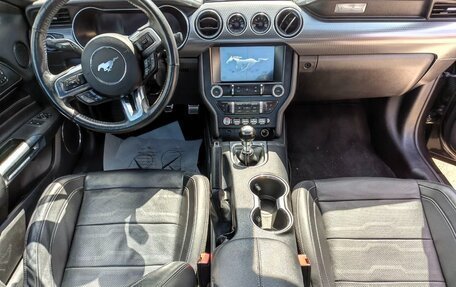 Ford Mustang VI рестайлинг, 2022 год, 7 700 000 рублей, 16 фотография