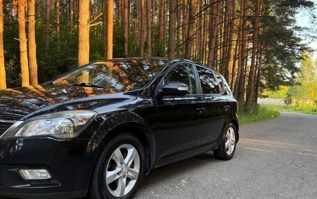 KIA cee'd I рестайлинг, 2011 год, 880 000 рублей, 2 фотография