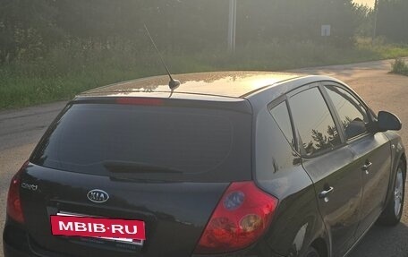 KIA cee'd I рестайлинг, 2009 год, 300 000 рублей, 4 фотография