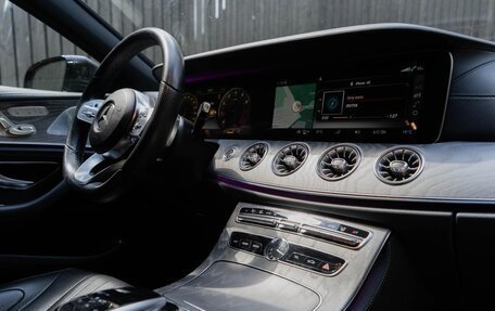 Mercedes-Benz CLS, 2019 год, 4 800 000 рублей, 3 фотография