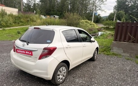 Toyota Vitz, 2016 год, 950 000 рублей, 3 фотография