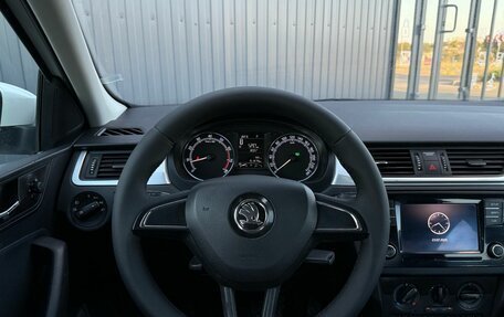 Skoda Rapid I, 2019 год, 1 400 000 рублей, 12 фотография