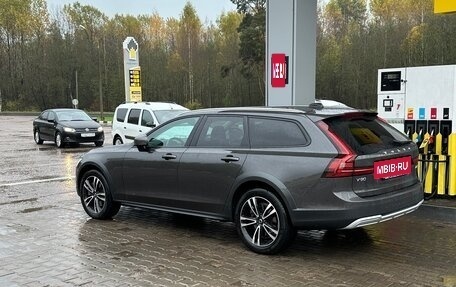 Volvo V90 Cross Country I рестайлинг, 2021 год, 5 700 000 рублей, 2 фотография