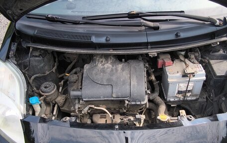 Toyota Yaris III рестайлинг, 2009 год, 600 000 рублей, 12 фотография
