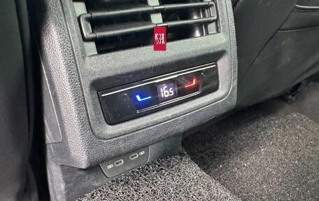 Volkswagen Golf VIII, 2025 год, 3 040 000 рублей, 18 фотография