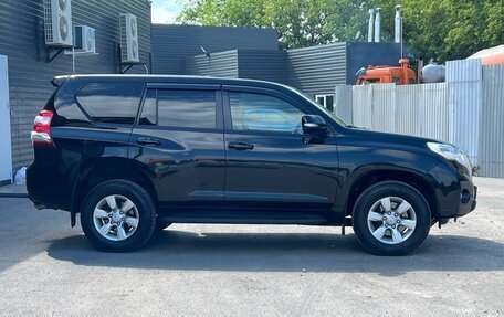 Toyota Land Cruiser Prado 150 рестайлинг 2, 2015 год, 3 250 000 рублей, 4 фотография