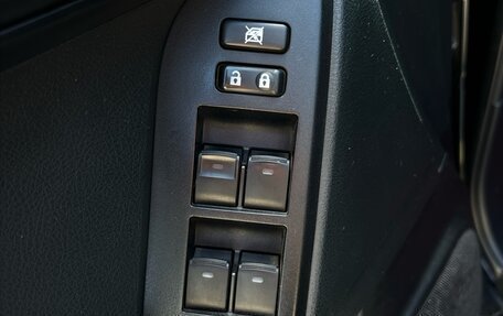 Toyota Land Cruiser Prado 150 рестайлинг 2, 2015 год, 3 250 000 рублей, 18 фотография