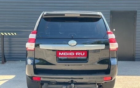 Toyota Land Cruiser Prado 150 рестайлинг 2, 2015 год, 3 250 000 рублей, 9 фотография