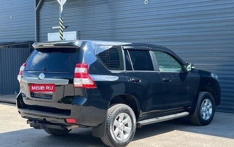 Toyota Land Cruiser Prado 150 рестайлинг 2, 2015 год, 3 250 000 рублей, 10 фотография
