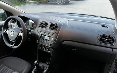 Volkswagen Polo VI (EU Market), 2018 год, 1 375 000 рублей, 27 фотография
