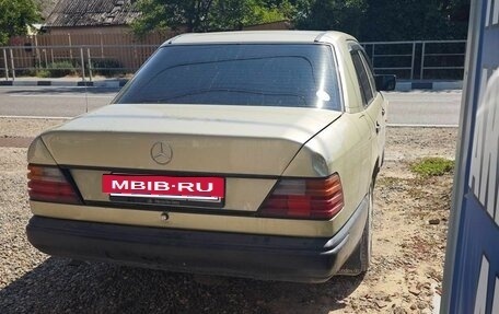 Mercedes-Benz W124, 1992 год, 400 000 рублей, 3 фотография
