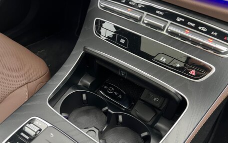 Mercedes-Benz E-Класс, 2022 год, 5 900 000 рублей, 13 фотография