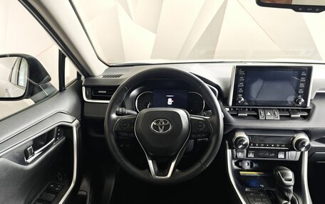 Toyota RAV4, 2020 год, 3 293 000 рублей, 20 фотография
