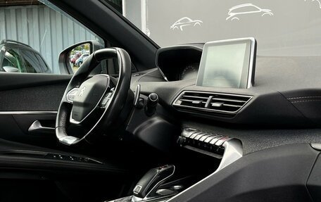 Peugeot 5008 II, 2020 год, 2 090 300 рублей, 10 фотография