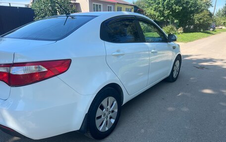KIA Rio III рестайлинг, 2012 год, 860 000 рублей, 3 фотография