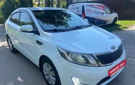 KIA Rio III рестайлинг, 2012 год, 860 000 рублей, 2 фотография
