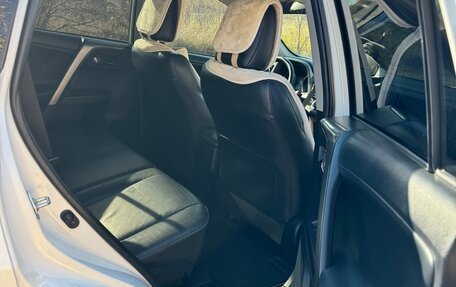Toyota RAV4, 2017 год, 2 450 000 рублей, 19 фотография