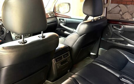 Lexus LX III, 2011 год, 3 100 000 рублей, 20 фотография