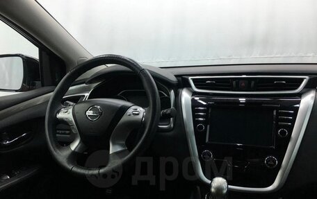 Nissan Murano, 2016 год, 2 600 000 рублей, 15 фотография
